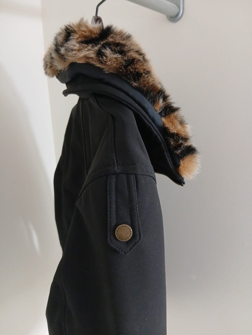 French Connection Leopard Collared Rain/ Fall Jacket Size M - Picture 2 of 7